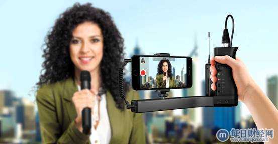 IK Multimedia 发布iKlip A/V 第一款为手机摄像准备的专业音频支架